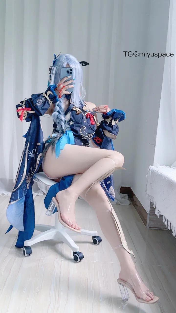 卿卿 2025-08-06 20:19:35 申鹤宝贝