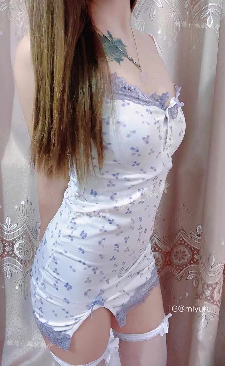 VIP送私人微信🤩 2025-08-29 14:16:11 看着乖乖的，其实坏坏的
