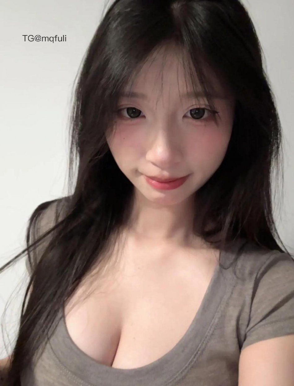 不爱吃水煮肉片 2025-08-22 20:51:03 敏感的人要承受双倍的难过