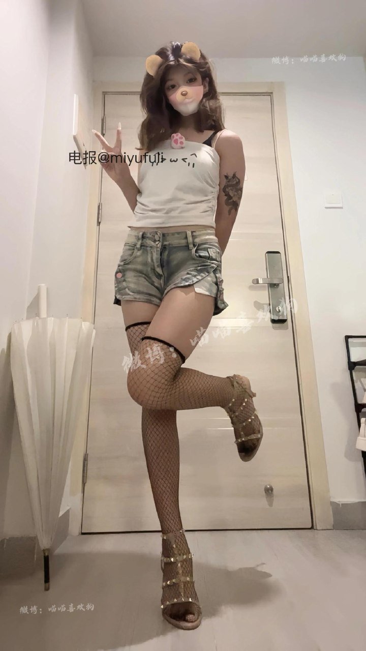 喵喵喜欢狗 2025-08-22 02:45:26 少爷快上车