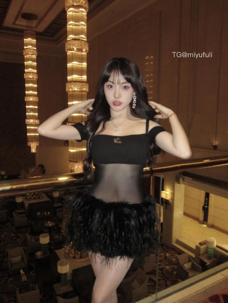 草莓🍓 2025-09-01 22:31:03 性感这一块…