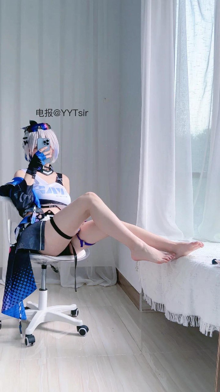 卿卿 2025-09-11 17:50:21 银狼真的好喜欢
