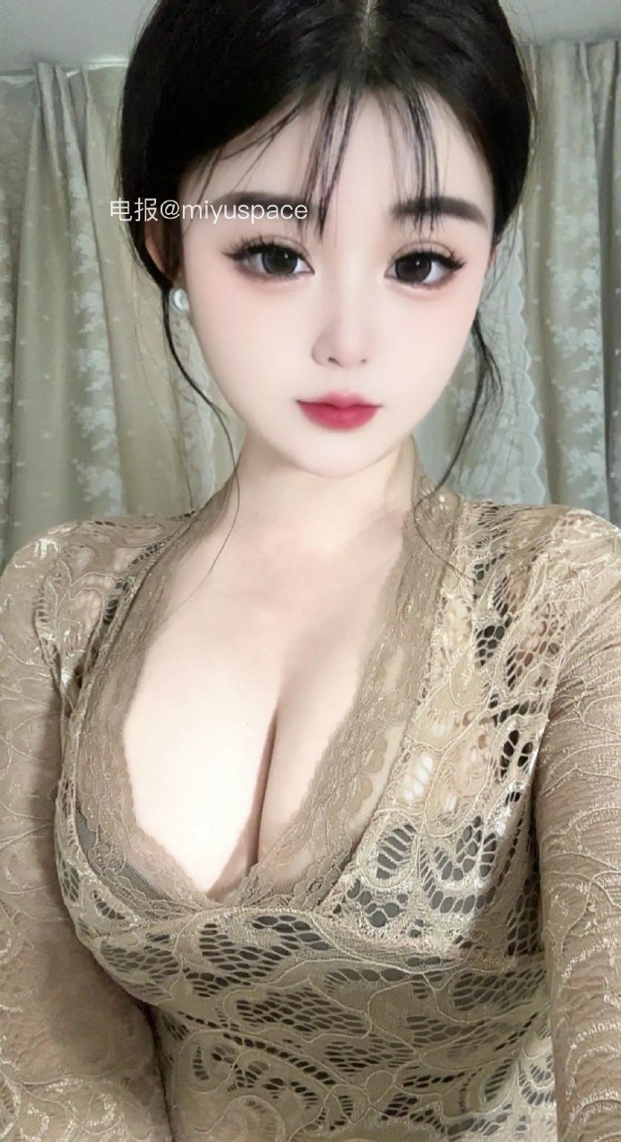 月牙 2025-10-06 01:06:11 好无聊...