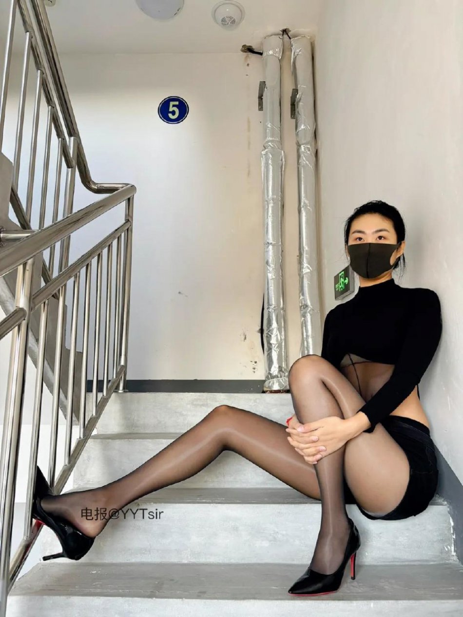 是韩美丽呀 2025-11-08 02:26:39 蜜s