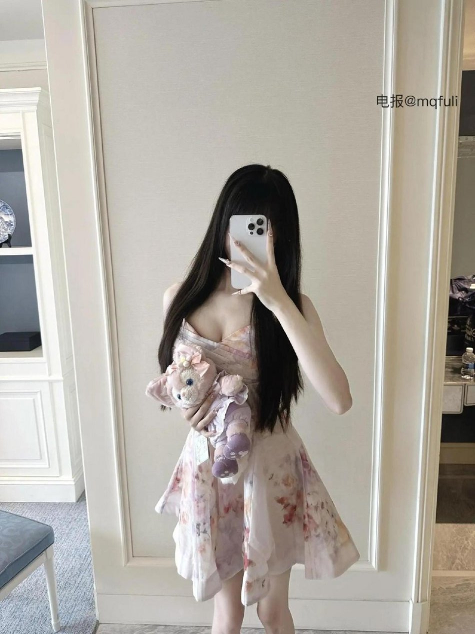 困的晕fufu 2025-12-26 03:36:22 照片 19p