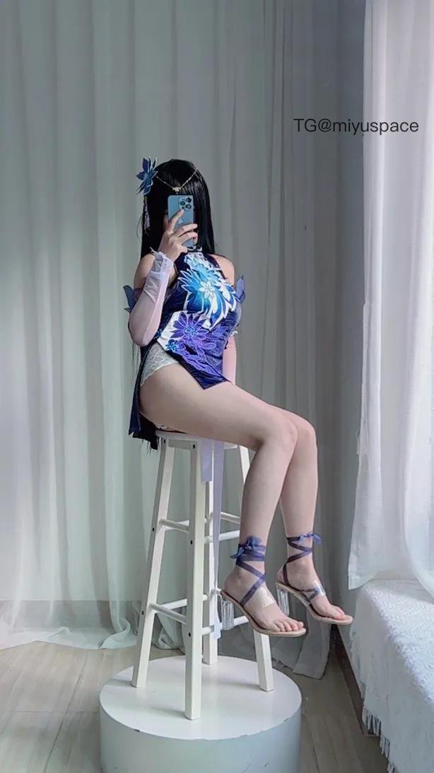 卿卿 2025-12-23 23:42:33 永劫的衣服真的好看