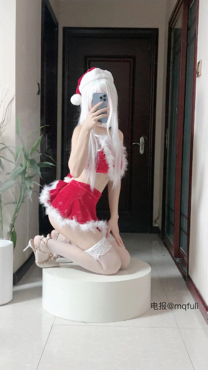 卿卿 2025-12-25 00:19:02 圣诞节快乐~