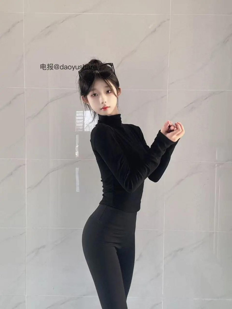 憨憨倩 2026-01-13 15:36:21 瑜伽服 第4张
