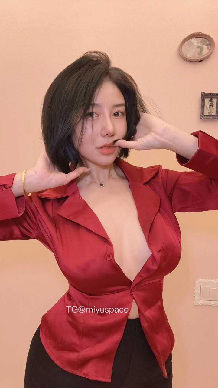 鹿瑶 2026-01-04 15:30:22 更新点你们喜欢看的👀