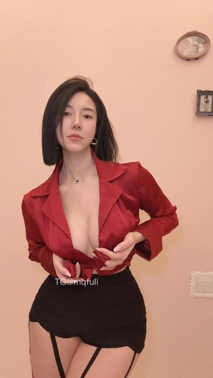 鹿瑶 2026-01-04 15:30:22 更新点你们喜欢看的👀