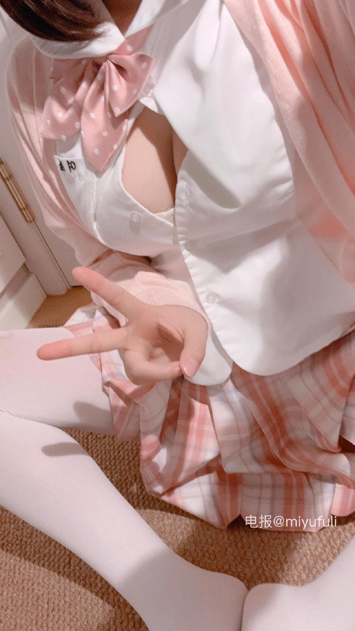 三寸 2026-01-29 14:37:14 这个小袜子送人了