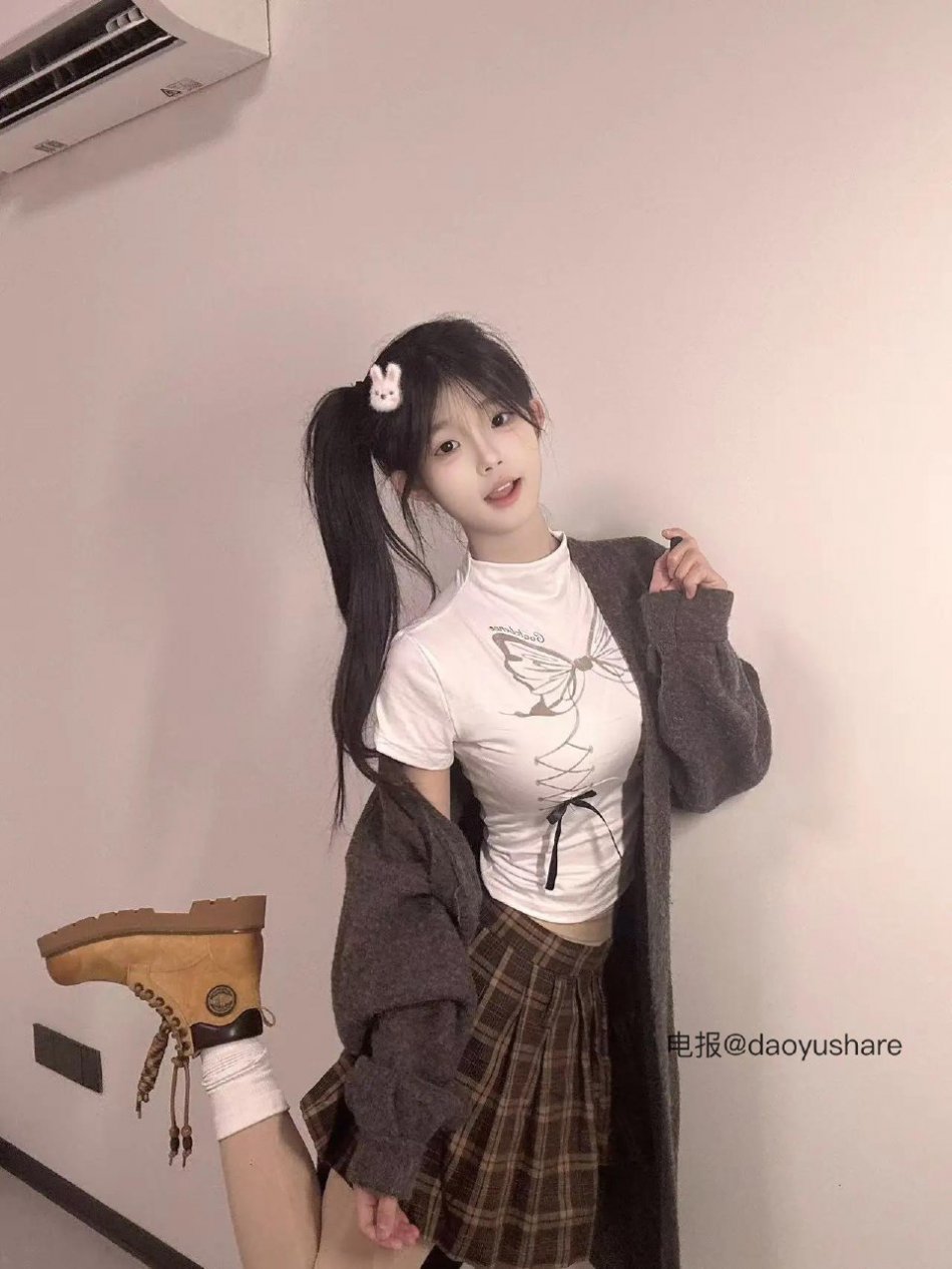 憨憨倩 2026-02-27 16:56:14 自己拿壁纸🥰