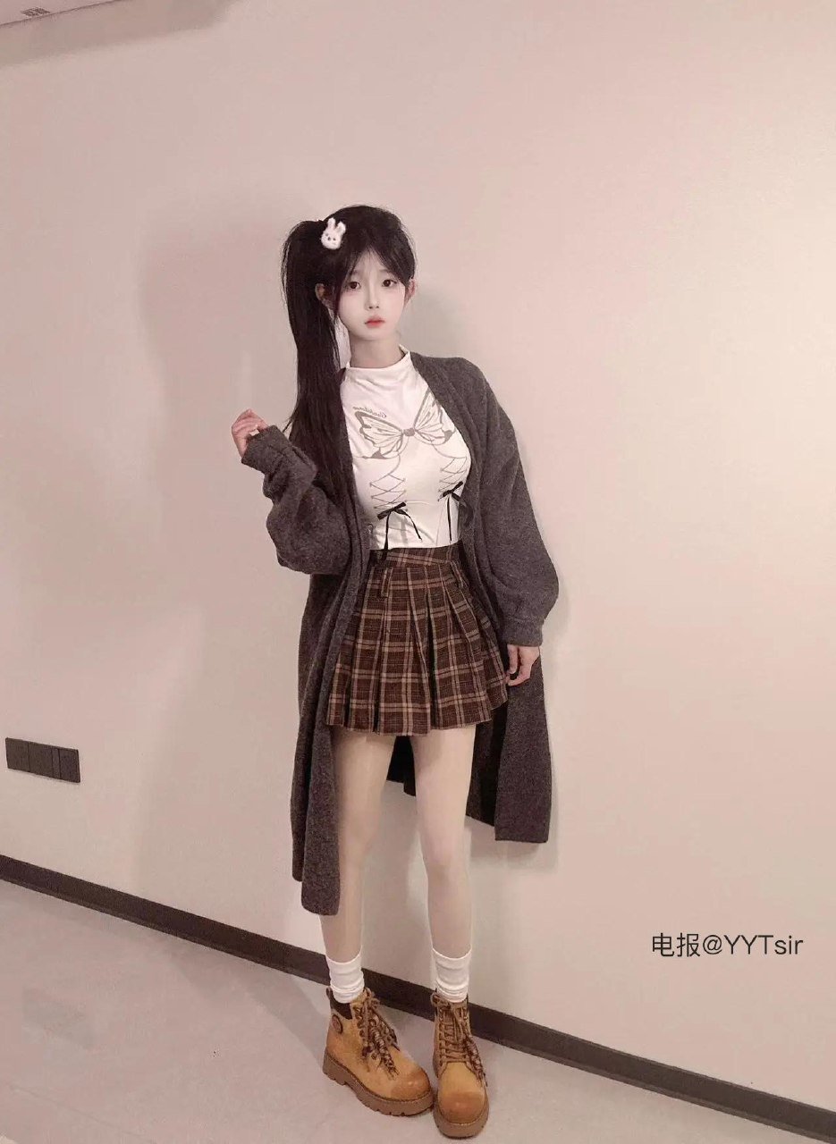 憨憨倩 2026-02-27 16:56:14 自己拿壁纸🥰