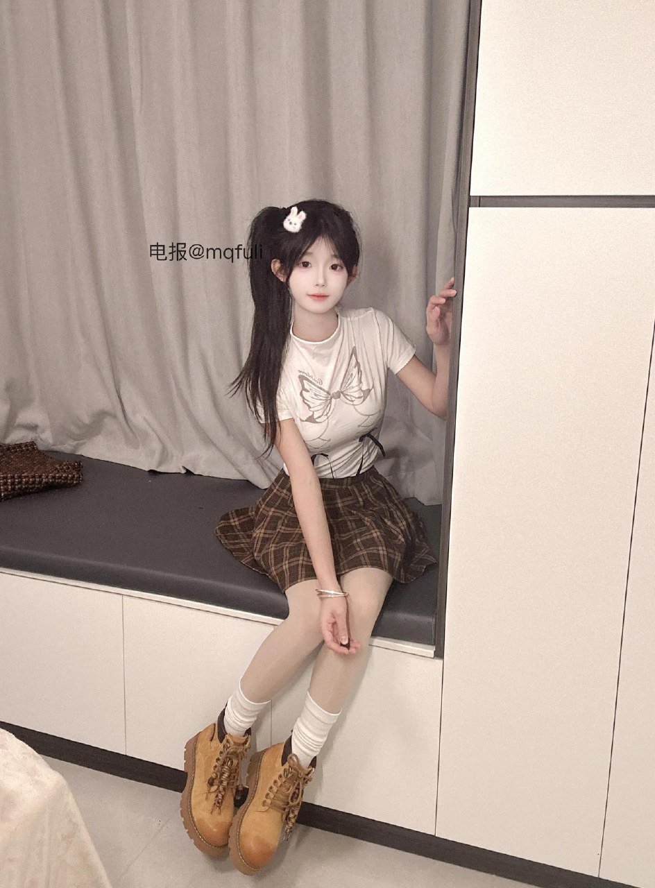 憨憨倩 2026-02-27 16:56:14 自己拿壁纸🥰