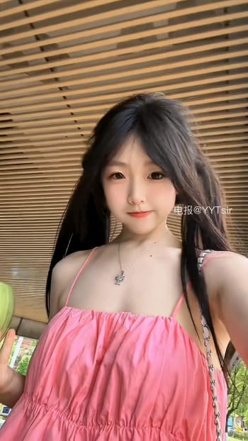 小澄儿 今天粉色～出门了-品图吧