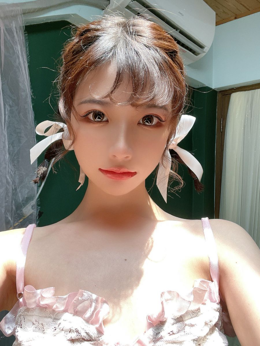 陈妮妮UNI 2021-09-28 17:42:27 笑的格外甜 第4张