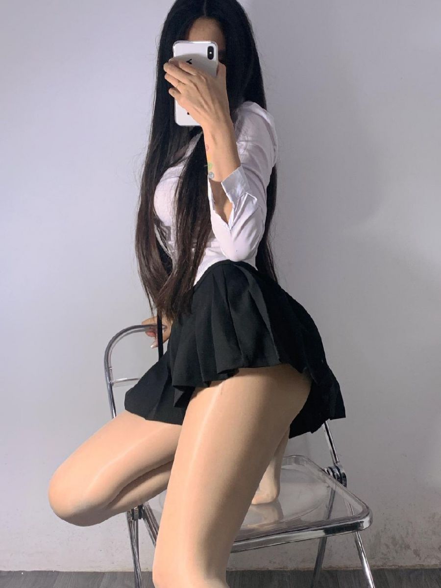 陈佩奇 2021-10-17 10:22:46 今日份跟着猪姐学穿搭 第4张