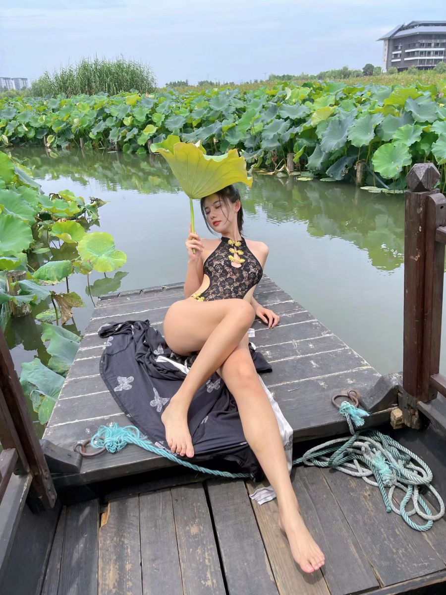 阿朱啊 2021-12-11 晚上更个新 睡醒给朱朱点赞💋 第3张