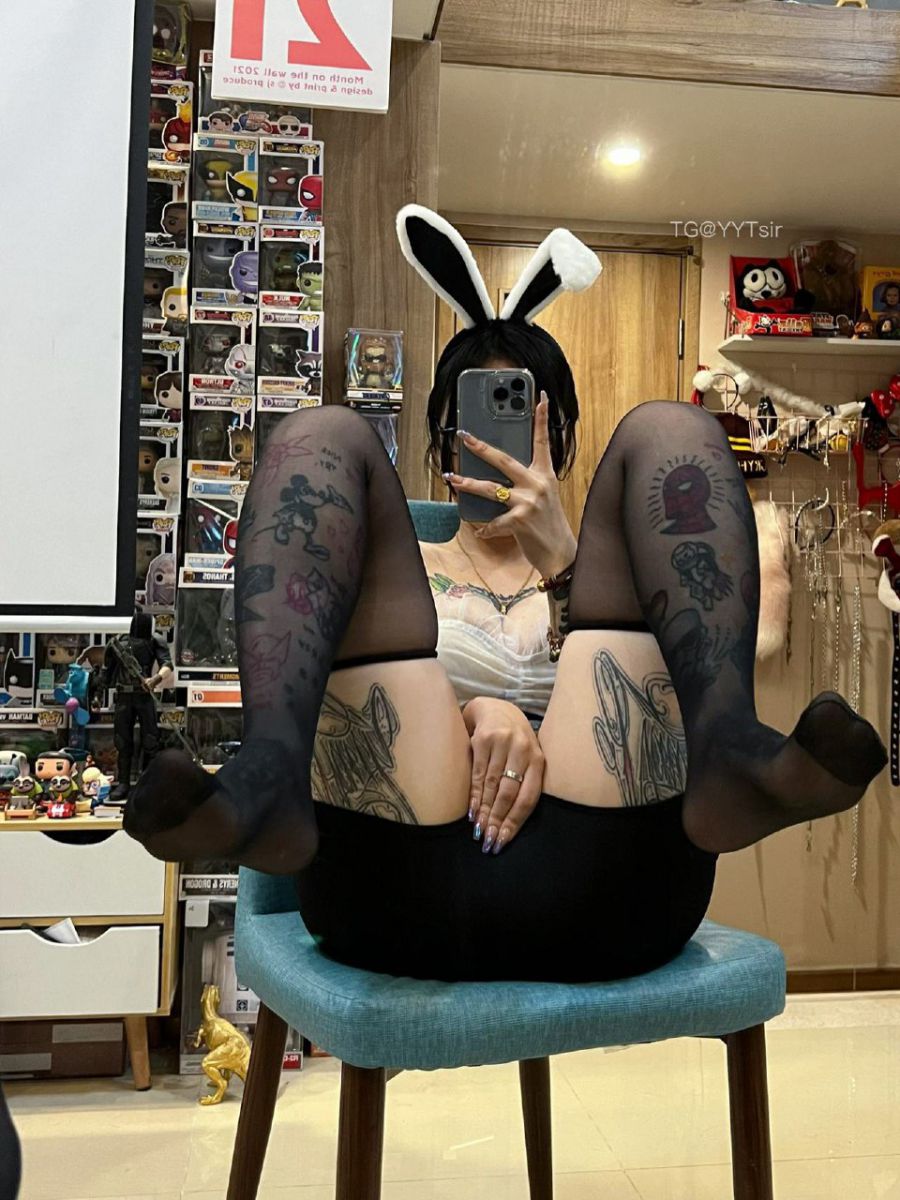 卡通百科老王 2022-05-09 13:17:58 你们最爱的袜子 新姿势~~ 第7张