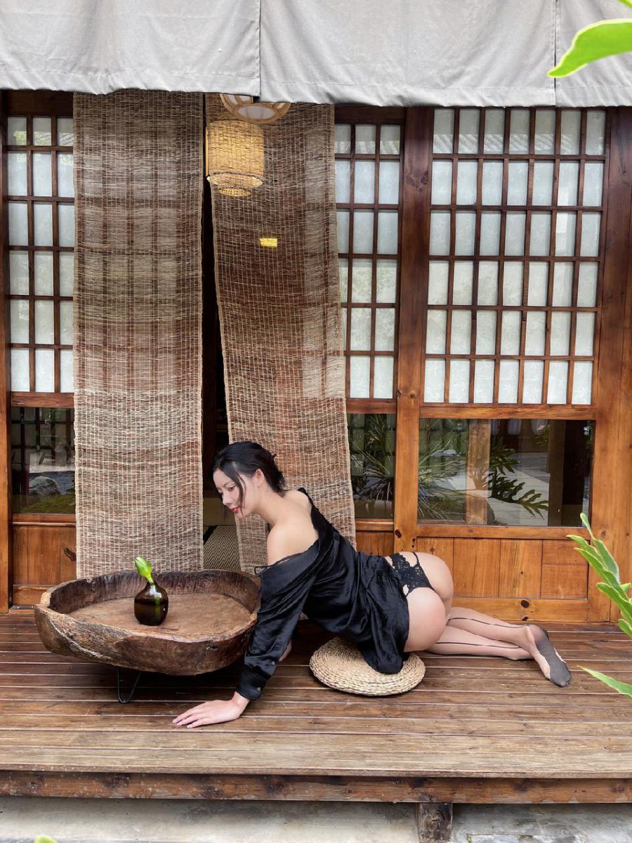 阿朱啊 2022-06-26 千层画卷,写尽平生风流,繁华落尽,终为无。 就是阿朱啊 第1张