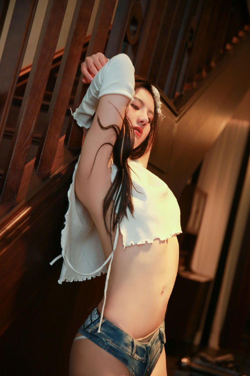 阿朱啊 2022-06-26 【嘉宾帖】#写真# 《楼梯》邻居尾随,在楼梯间忍不住 就是阿朱啊 第64张