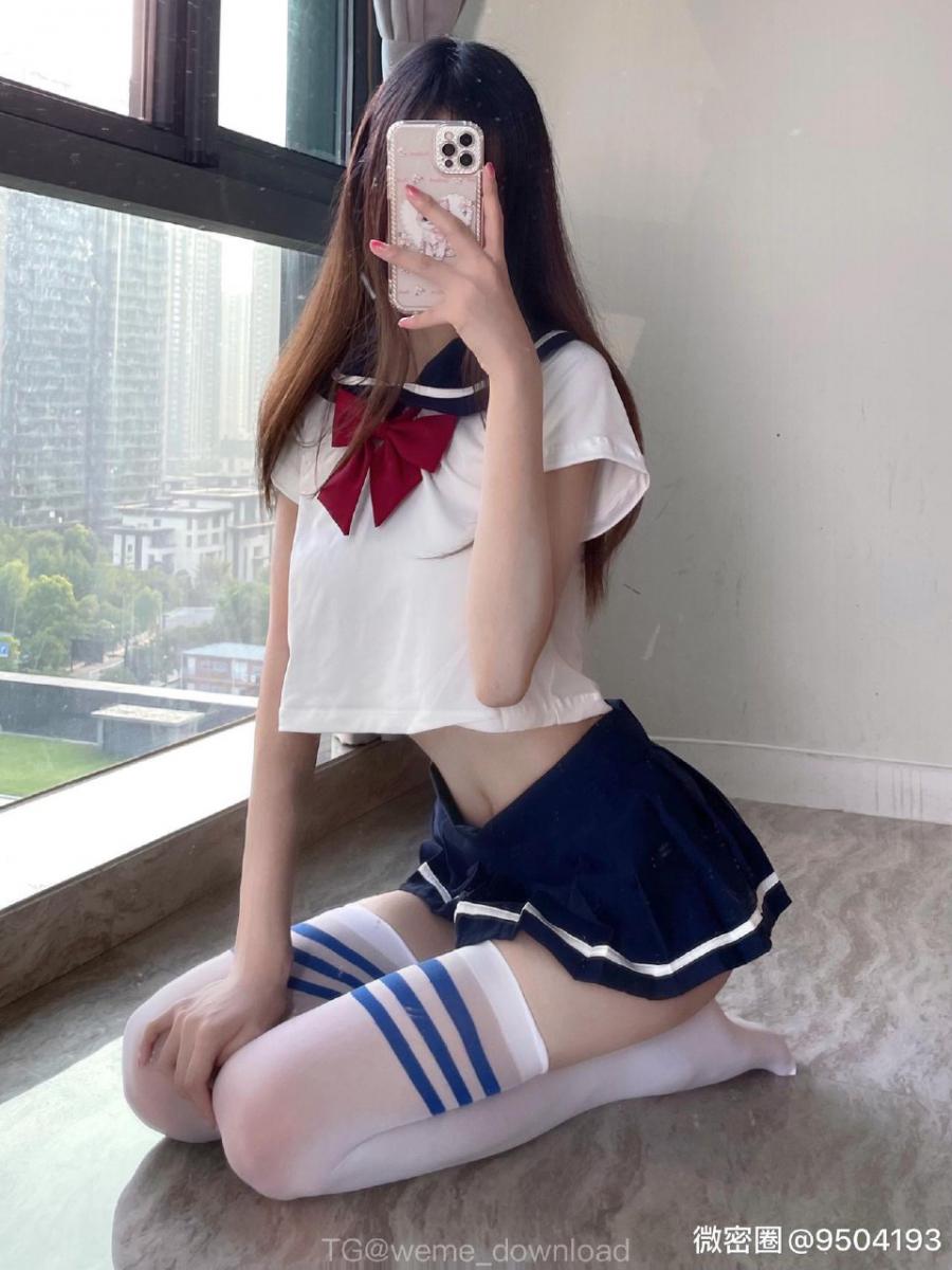 小起本雾 2022-09-07 22:54:56 Jk水手服 纯欲性感风格💕第一次拍摄这种类型的 第23张
