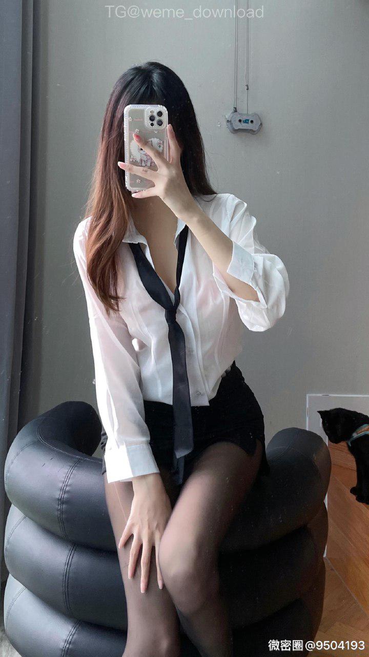 小起本雾 2022-09-21 17:23:34 预告几张 你们求的OL风制服来啦 第5张