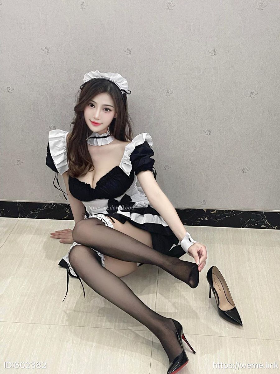 lavinia肉肉团 2022-10-01 15:56:00 谁能拒绝一个乖巧的女仆