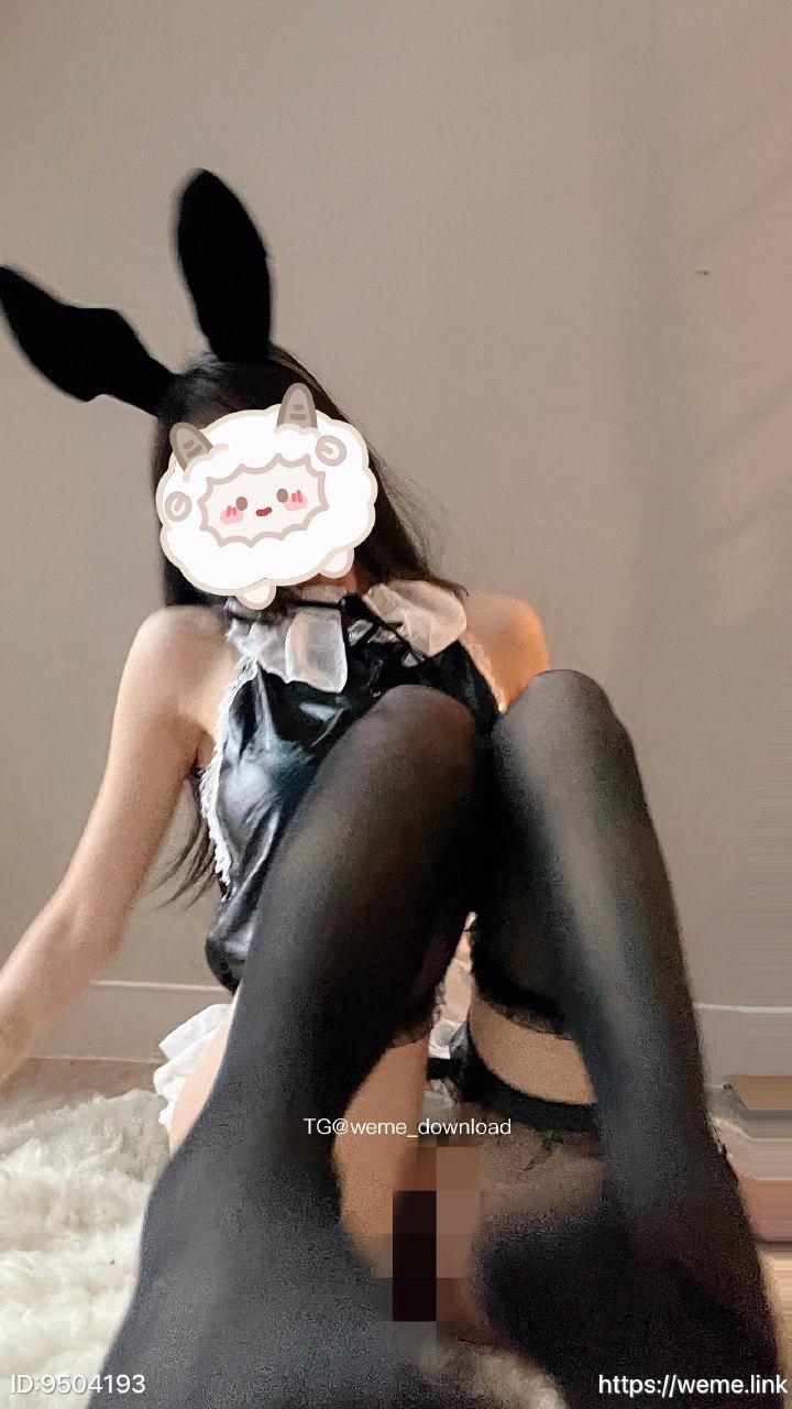 小起本雾 2022-11-14 19:32:33 兔女郎➕黑丝吊带袜 第6张