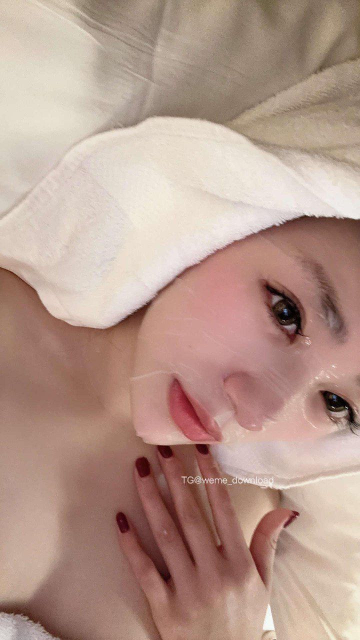 奶宝妹纸 2022-12-06 22:23:06 敷个面膜 雪怡又开吃了 第3张