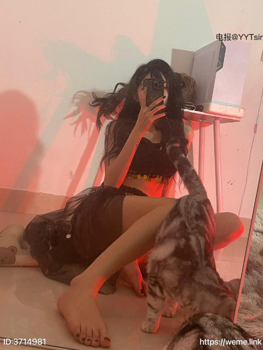 小哭包不哭 2023-04-10 01:02:58 别躲门外偷看了 快进来 第6张