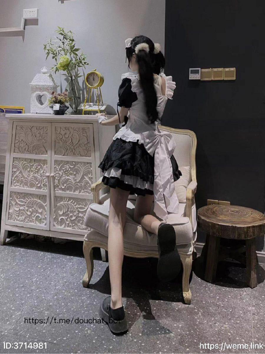 小哭包不哭 2023-06-20 17:56:21 夏天的晚风真舒服😜照片18p 第18张