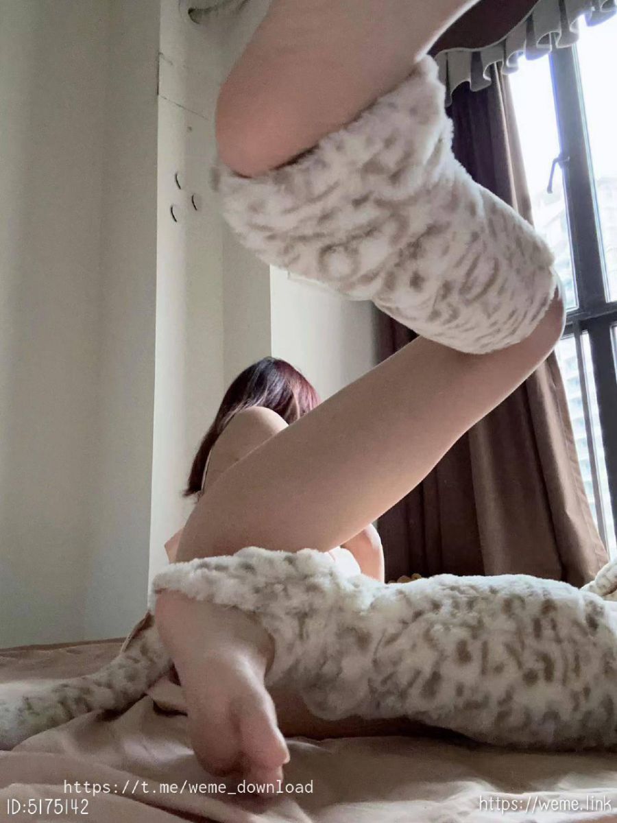 Vickyyyii 2023-08-22 21:14:45 VIP炒享贴 豹纹小老虎 玩的就是新鲜 VC 第9张