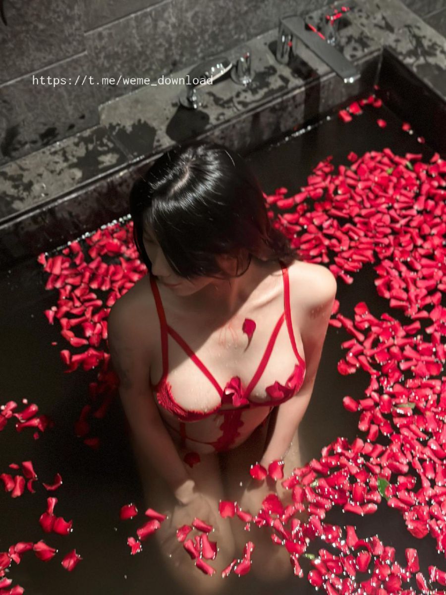 鱼鱼的秘密 2023-08-23 01:29:14 泡玫瑰浴系列👄性感红色蕾丝系带😍红绳 鱼神鱼鱼的秘密 第17张