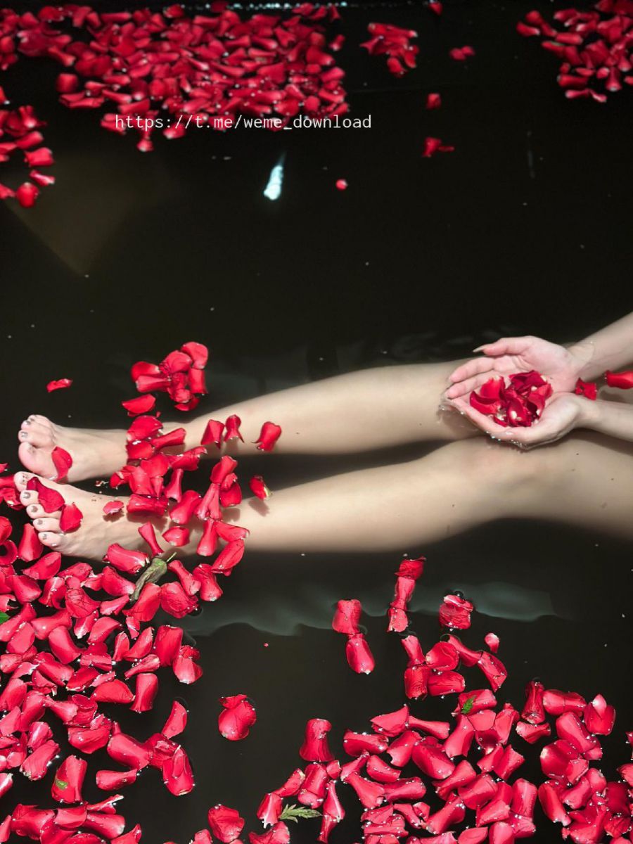 鱼鱼的秘密 2023-08-23 01:29:14 泡玫瑰浴系列👄性感红色蕾丝系带😍红绳 鱼神鱼鱼的秘密 第18张