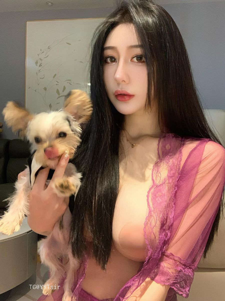 不爱笑的赛琳 2023-09-12 18:52:46 嘉宾贴 粉丝纱网睡袍系列 第2张