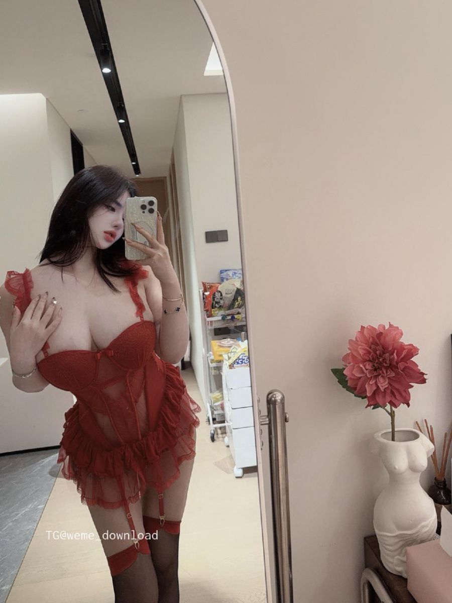 阿色 2023-10-22 18:39:09 嘉宾贴 红色透视装小吊带半腿红丝 第5张