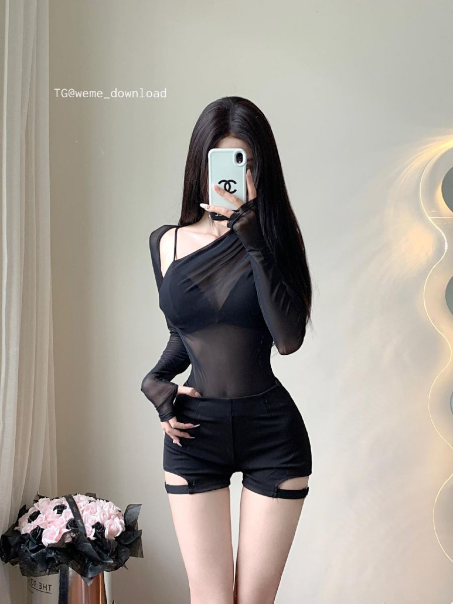 石一 2023-10-27 20:09:15 黑色透视 喜欢吗