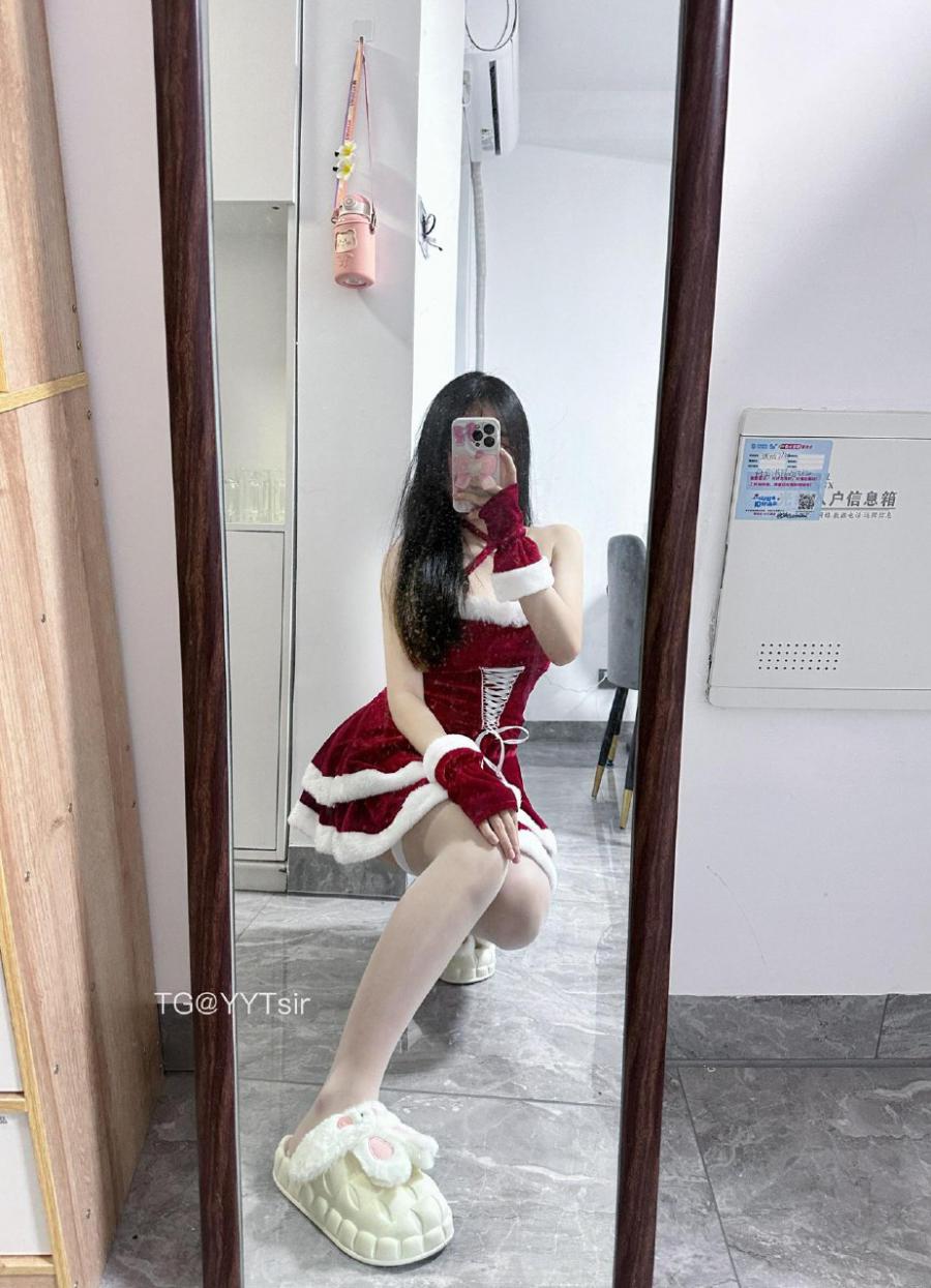 小薄很乖秘密基地 2023-11-16 20:23:52 刚起床的肉丝👅 第3张