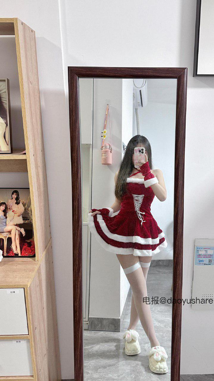 小薄很乖秘密基地 2023-11-16 20:23:52 刚起床的肉丝👅 第2张