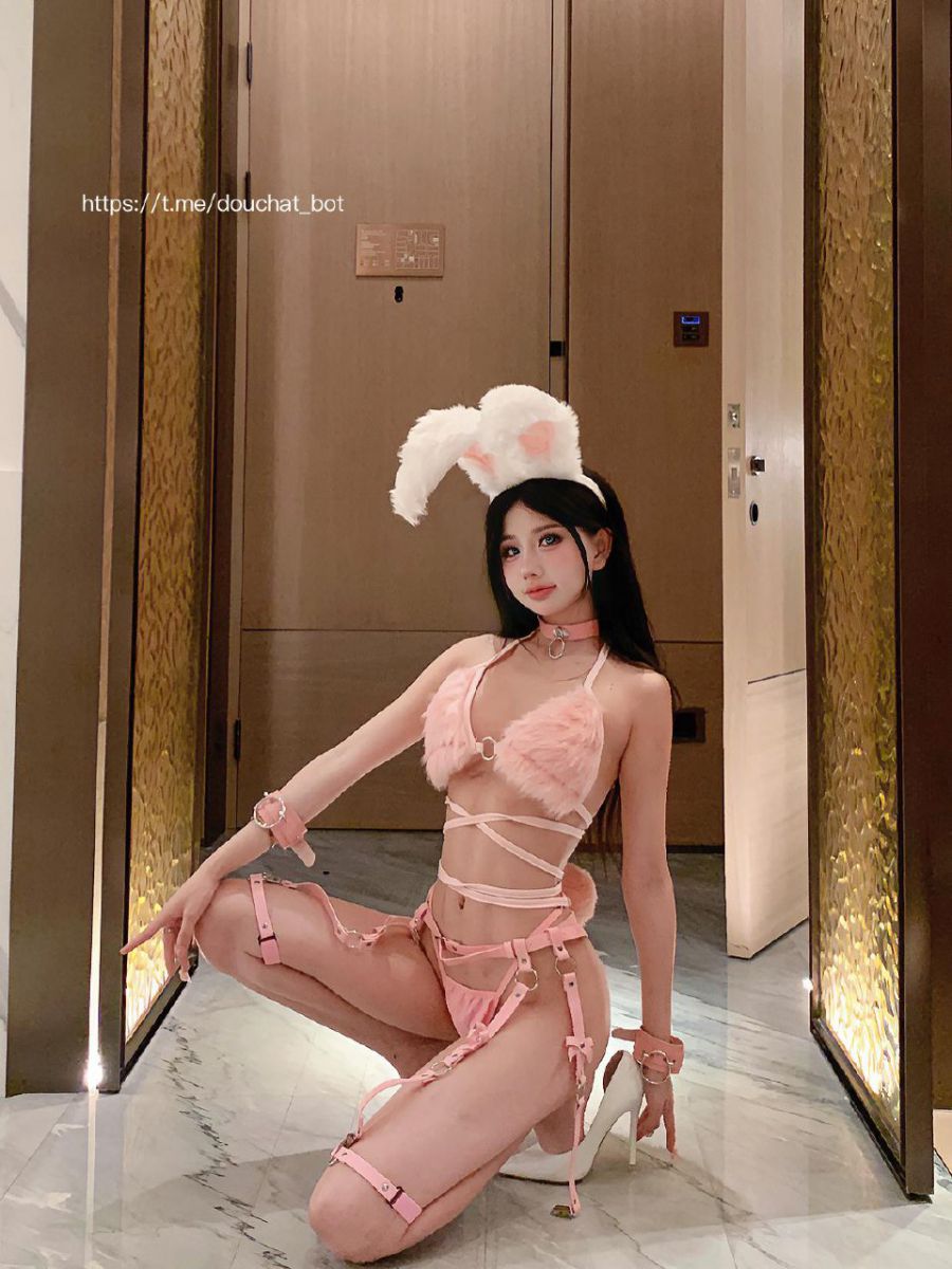 炸蛋Boom 2024-01-21 17:52:37 女郎cos系列📷 让你晚上睡不着觉 Q版御姐 第10张
