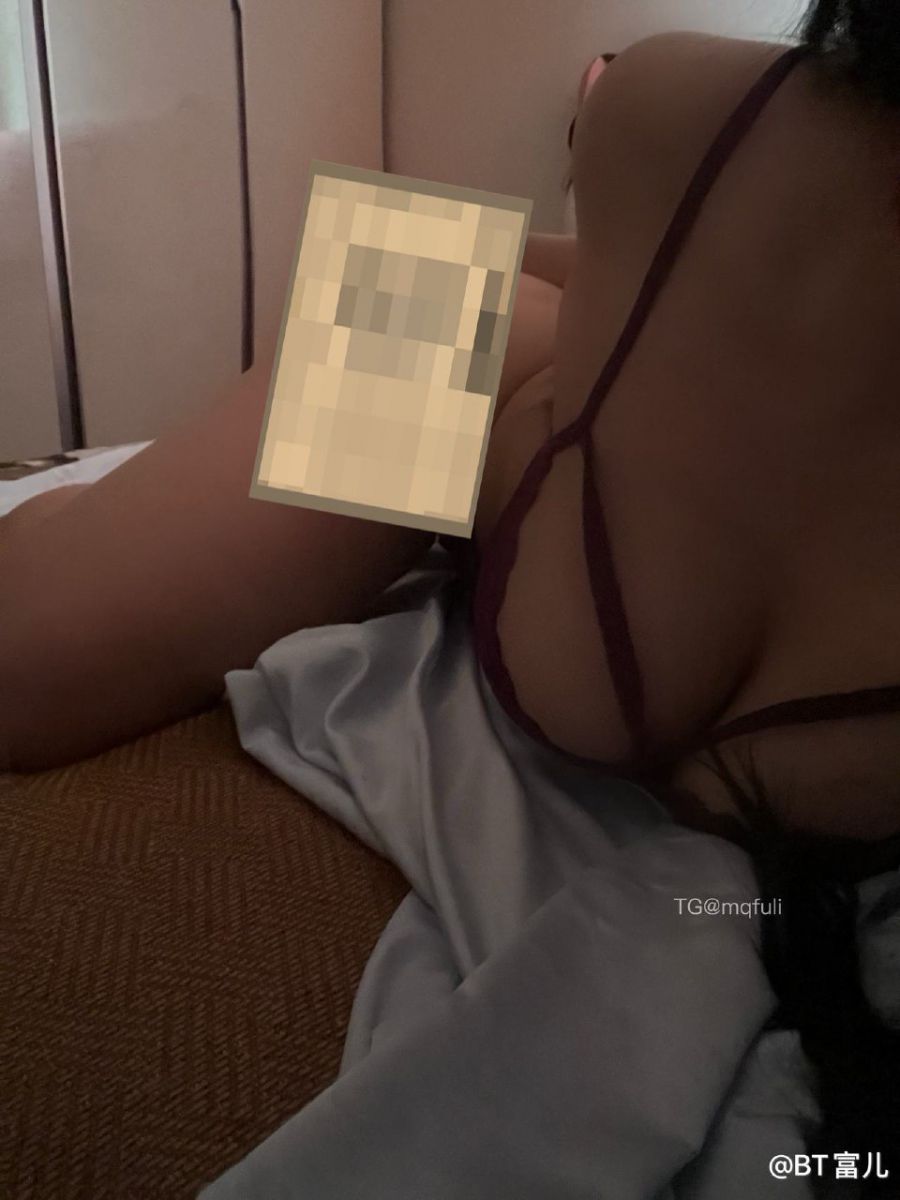 BT富儿 2024-07-15 18:00:00 紫色真的很有韵味 第1张