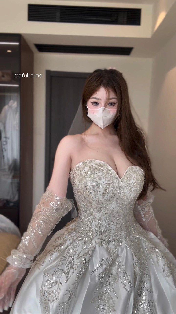 桃沢樱呀 2024-07-03 20:35:35 今晚我是你的新娘 桃沢樱 第4张