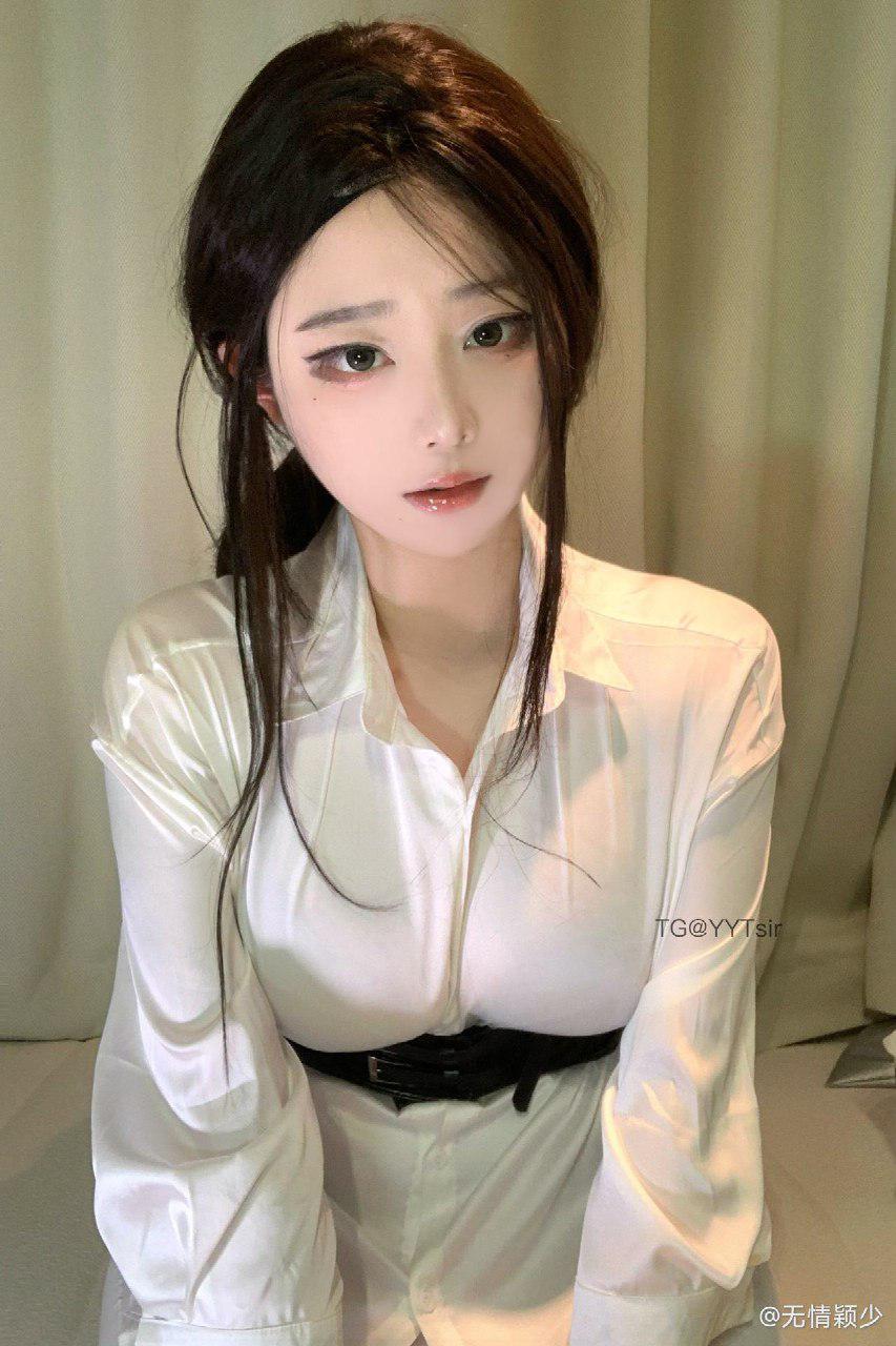无情颖少 2024-07-09 17:10:06 没有什么比黑丝更懂男人的心~ 第4张