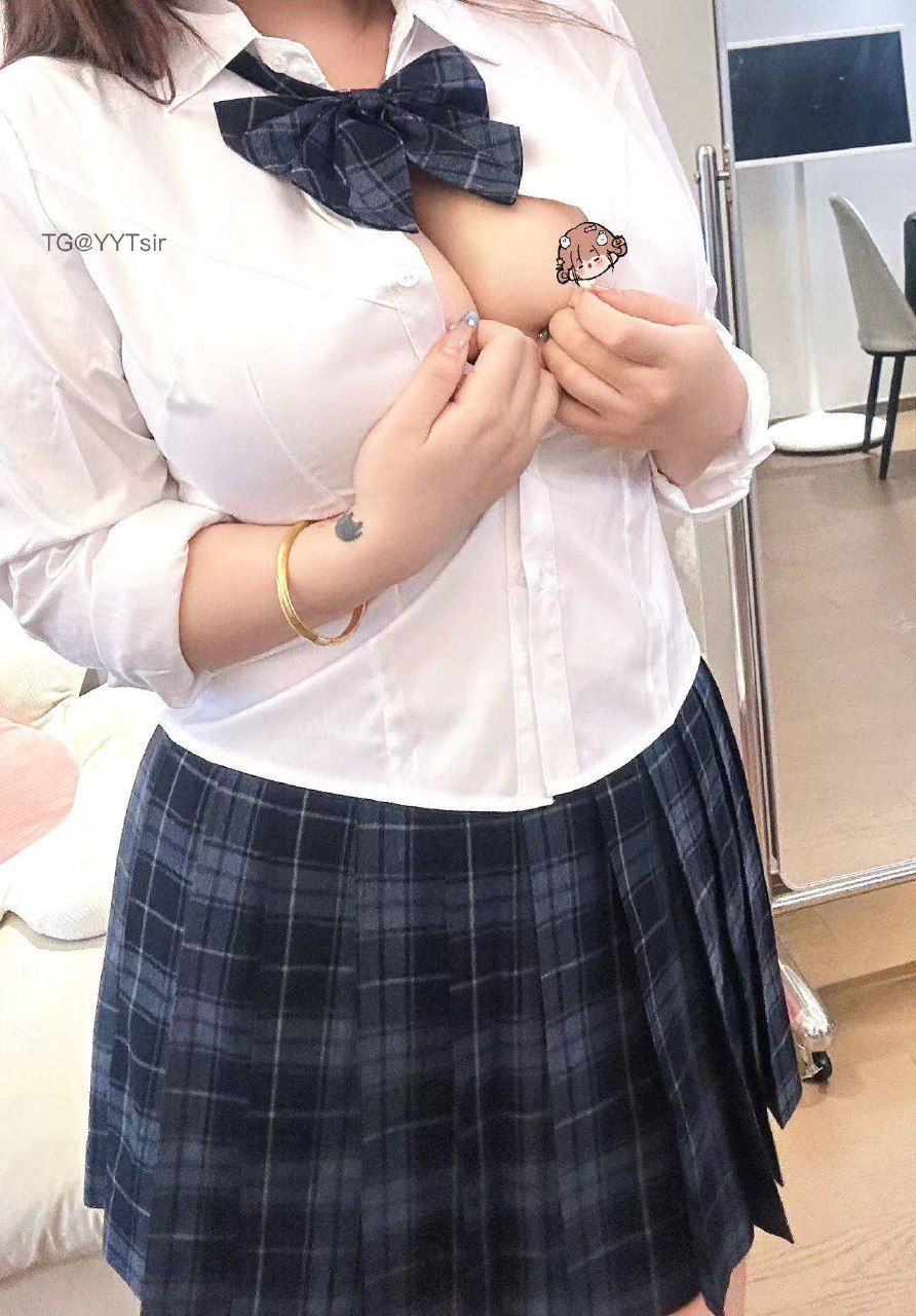 林露露圈 2024-10-04 18:56:44 ❤️VIP贴❤️10月系列 照片 第1张
