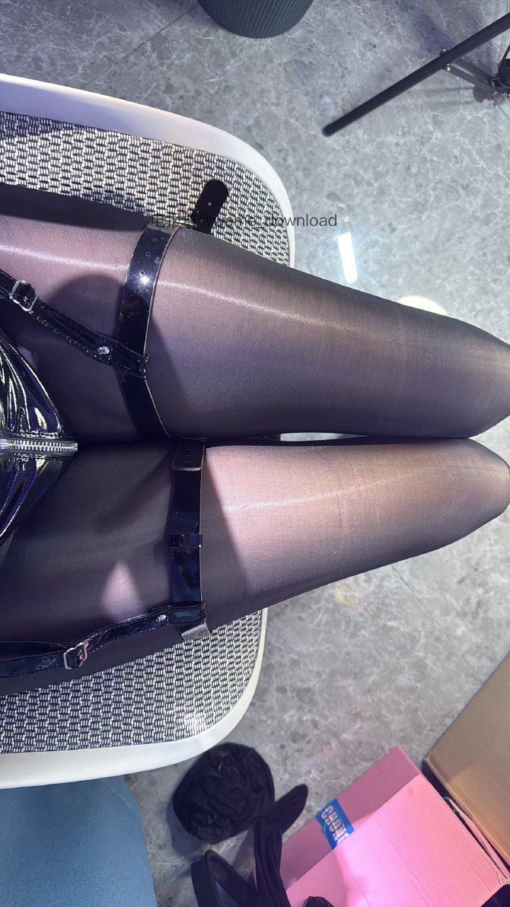 章鱼小童谣 2024-10-16 16:49:11 听说皮衣不会看腻 所以多发皮衣~ 第9张