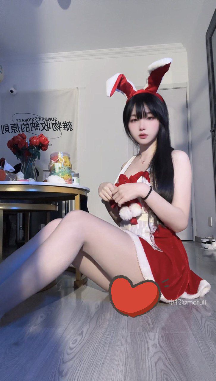 李逍遥秘密基地 2024-12-25 14:31:12 圣诞快乐 宝宝们😘 李逍遥 第2张