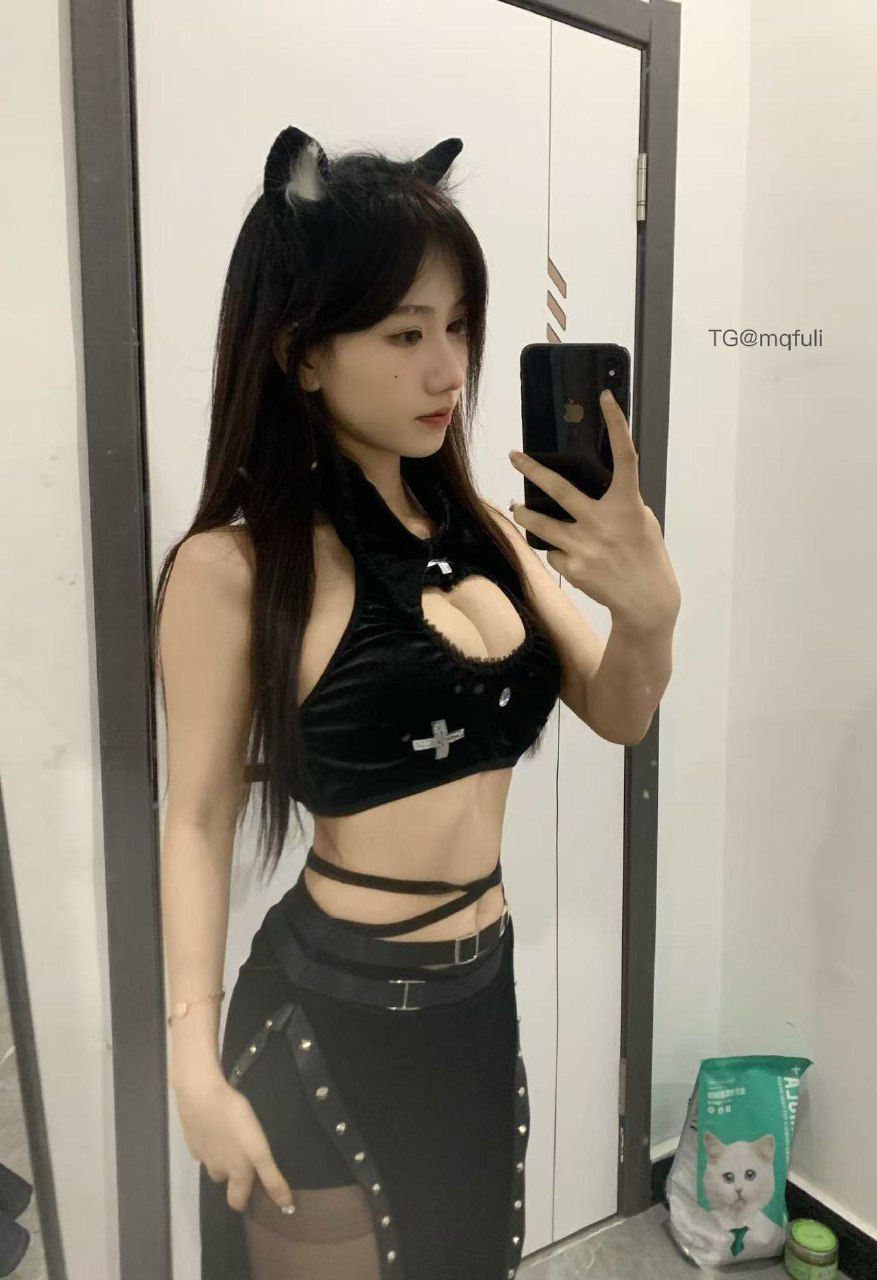 思思圈子 2024-12-07 13:32:18 VIP贴❤️12月系列 照片 第3张
