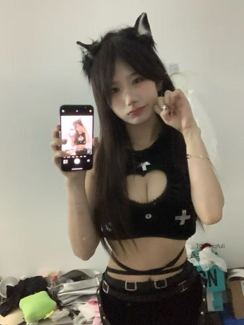 思思圈子 2024-12-07 13:32:18 VIP贴❤️12月系列 照片 第2张