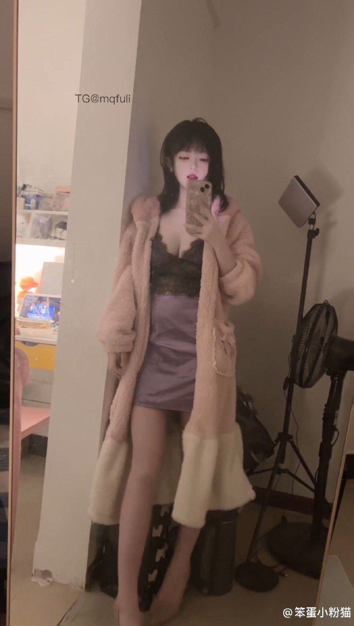 笨蛋小粉猫 2025-01-11 17:17:10 图片 第1张